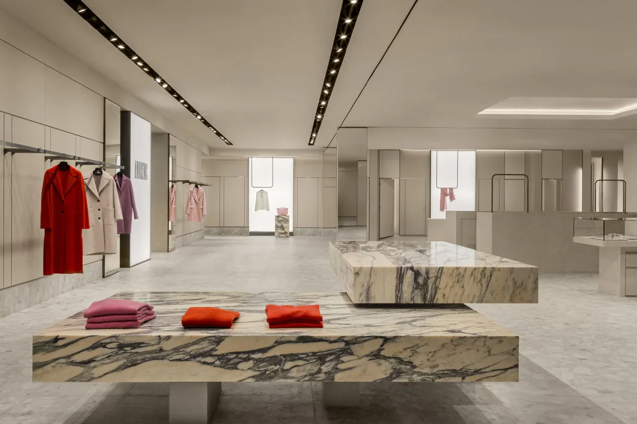 Boutique Design, Retail Displays Store Fixtures – Luxury shop design international clothing shop with glass wall cabinet imag