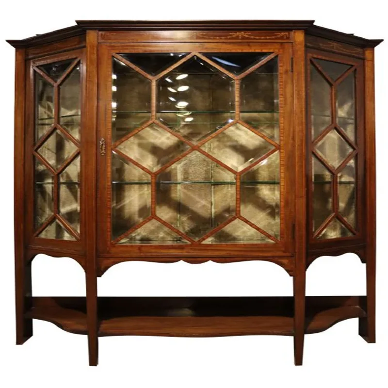 Museum Display Cases – custom retail display image 36