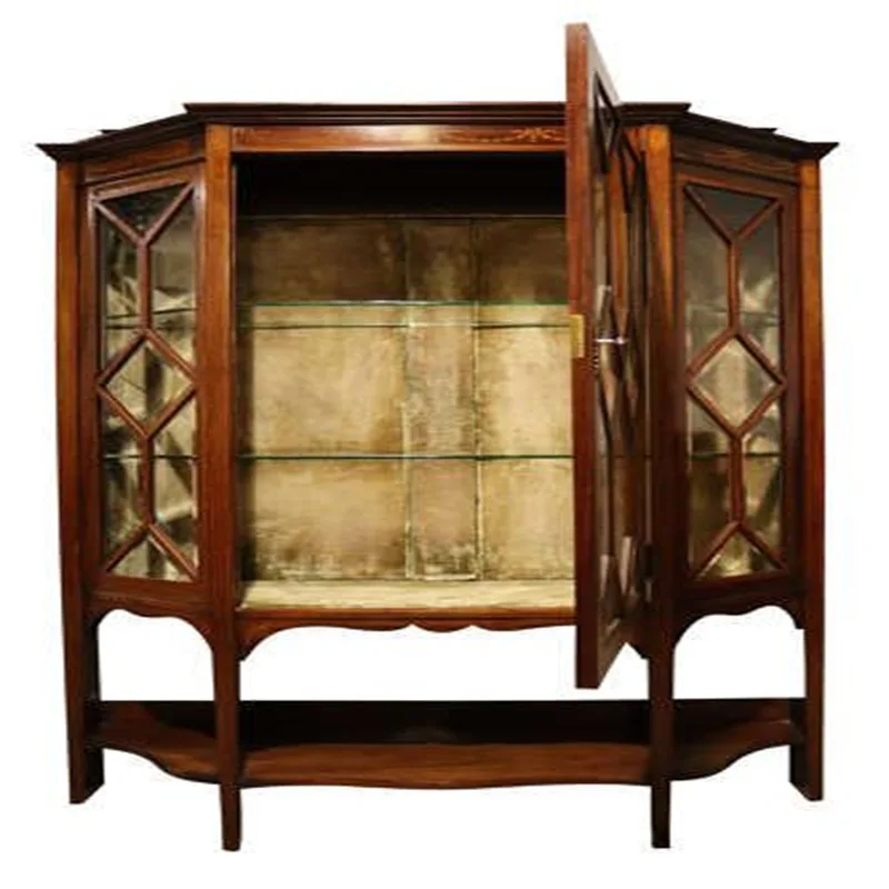 Museum Display Cases – custom retail display image 35