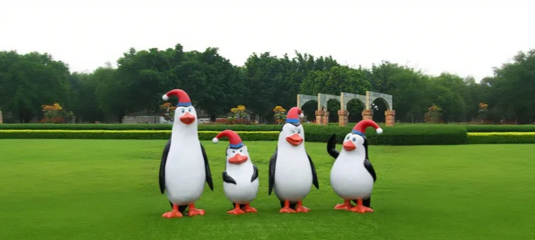 Large Penguin statue Sculptures For Outdoor – custom retail display image 12