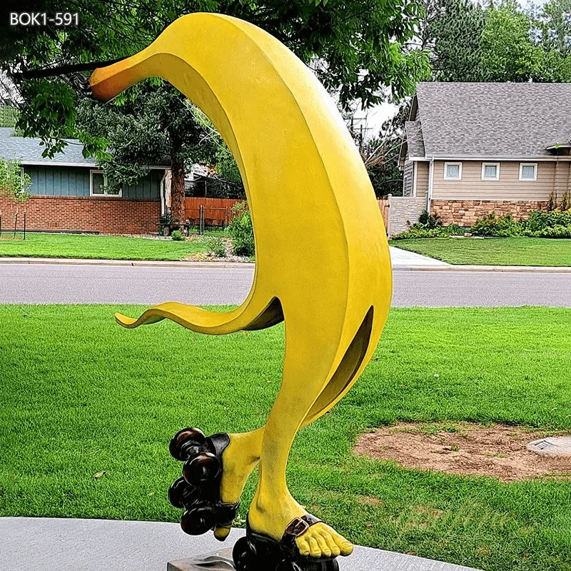 Fiberglass Banana Statues Sculptures For Garden Park – custom retail display image 1