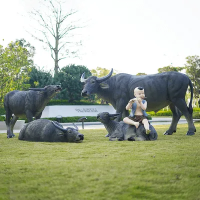 Fiberglass Buffalo & Bison Garden Sculpture (7) Buffalo Bison Garden Sculptures For Sale | Fiberglass Garden Art – custom retail display image 5