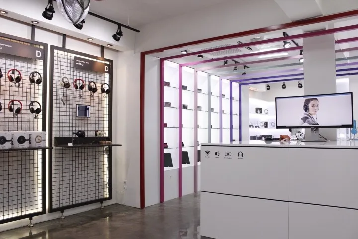 Electronics Shop Design Store Retail Displays – Store Design & Displays image 27