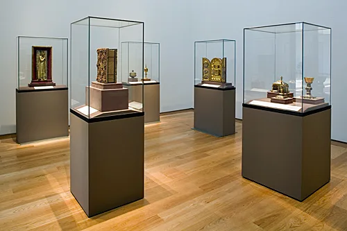 Museum Display Cabinets | Large Glass Cabinets – Wall-Mounted Hydraulic Hinge Museum Display Case – Built-in Climate Control,