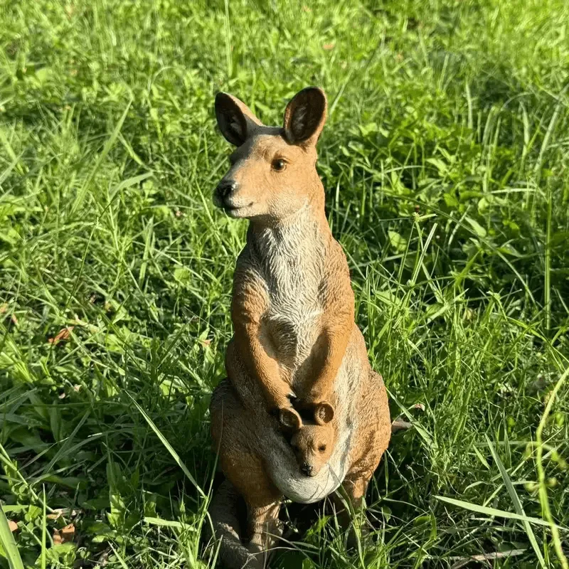 Large Kangaroo Statues Sculptures For Sale – custom retail display image 5