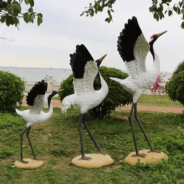 Large Outdoor Crane Statues Sculptures For Garden – custom retail display image 4