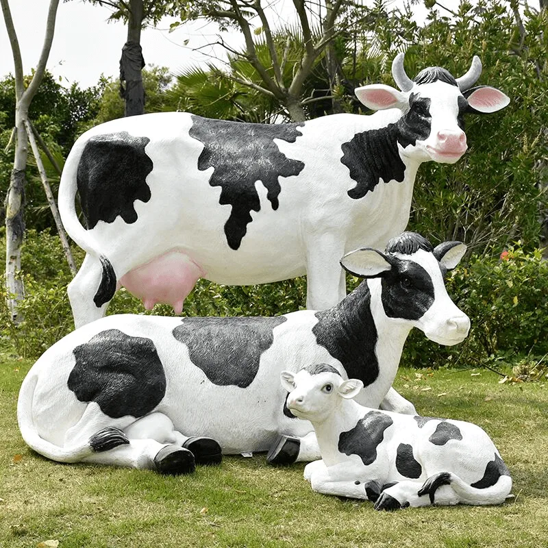 Life Size Cow Statues CowParade For Sale – custom retail display image 3