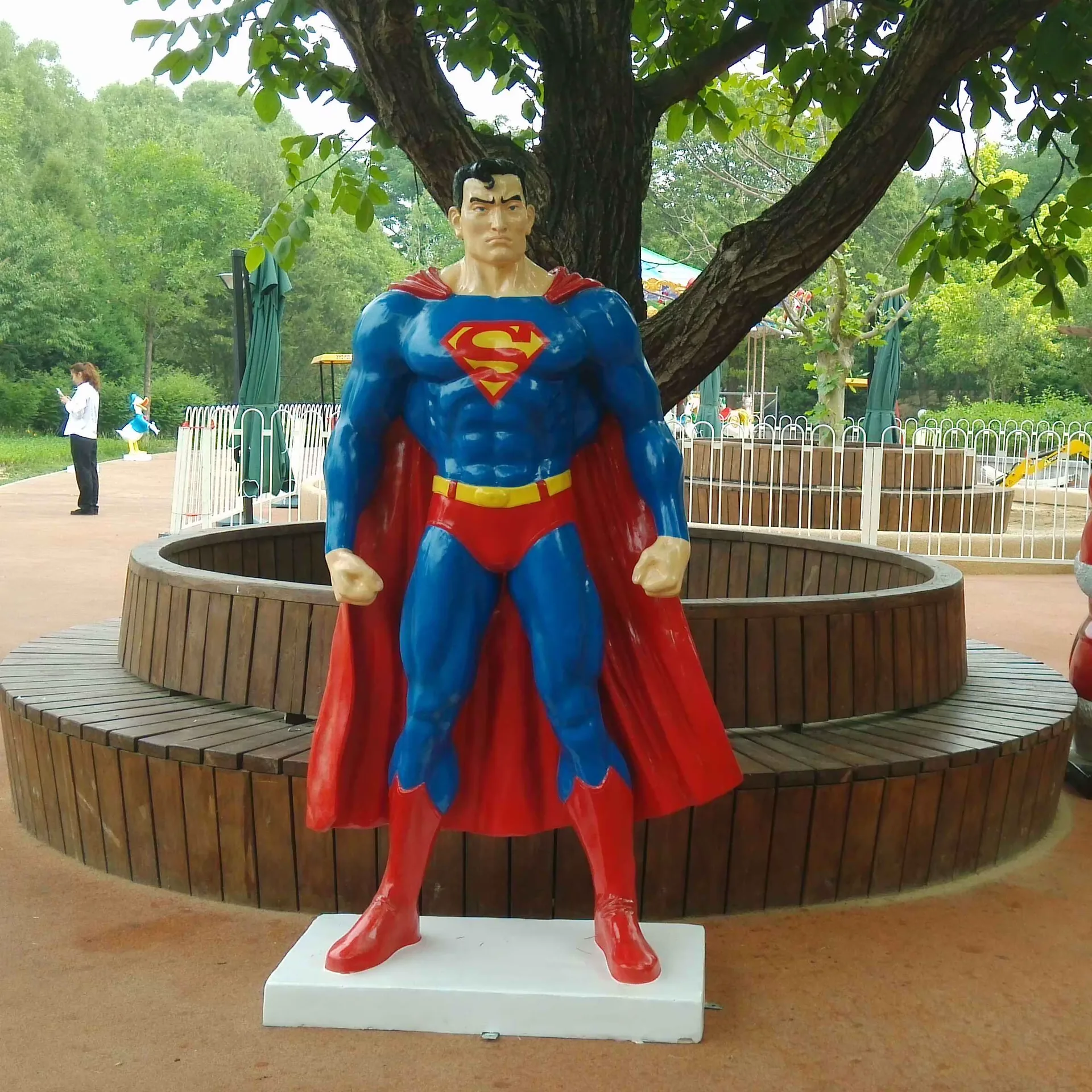 Life Size Superman Statue (10) Life Size Superman Statues For Sale | Fiberglass Ornaments – custom retail display image 7