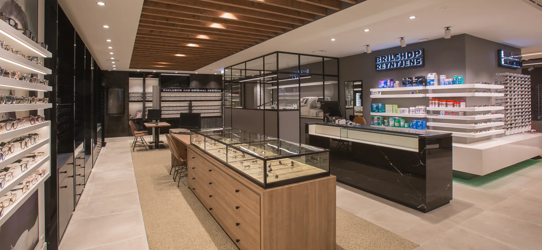 Optical Shop Design, Store Fixtures Furniture – Space-Optimized Glasses Counter for High-Traffic Retail Areas image 8