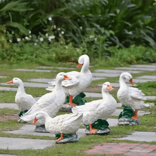 Outdoor Duck Statues Goose Sculptures for Garden – custom retail display image 2