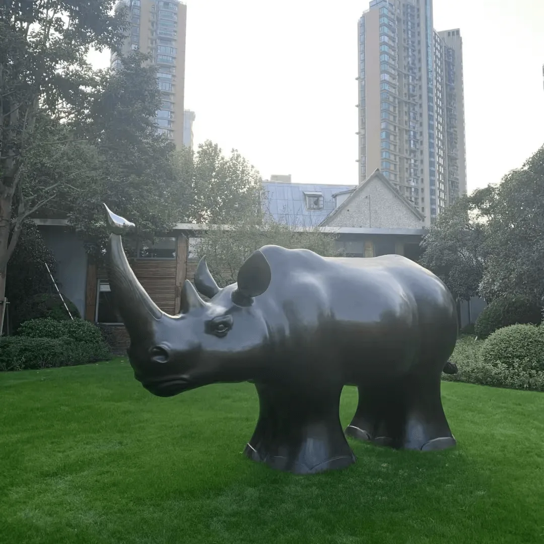 Rhino Statues Sculptures For Sale | Garden Oranment – custom retail display image 5