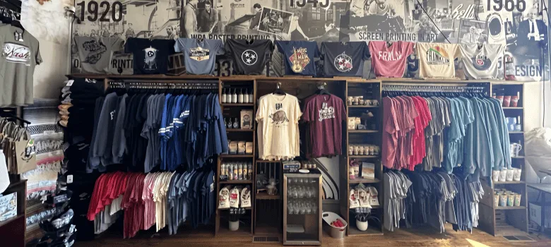 T-Shirt Store Design, Display Retail Fixtures – custom retail display image 6