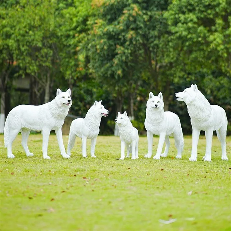 wolf fiberglass sculptures2 (1) Life Size Wolf Statues for sale | Fiberglass Sculptures – custom retail display image 6